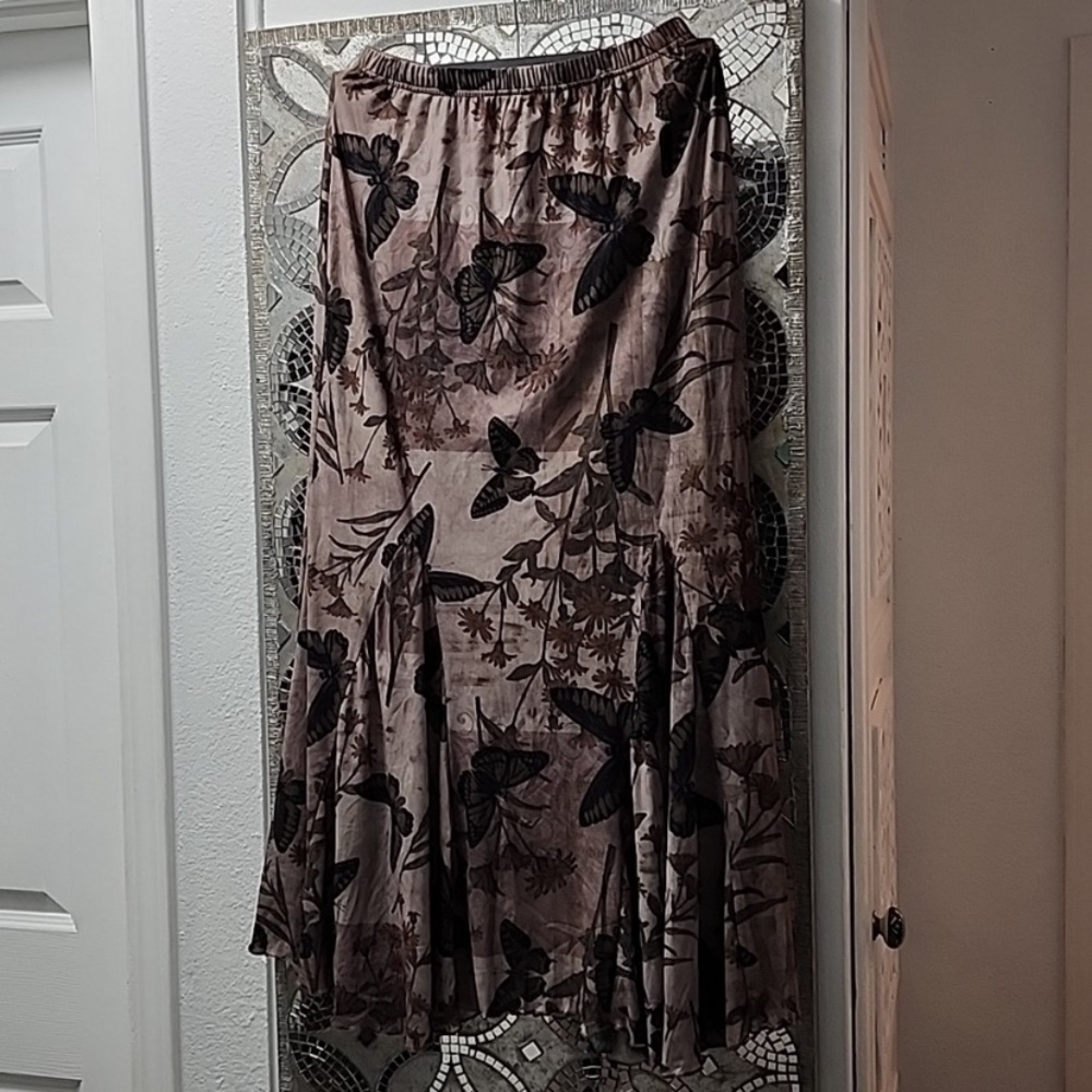 ROMWE A-Line Skirt with Butterfly Design in Brown and Black
